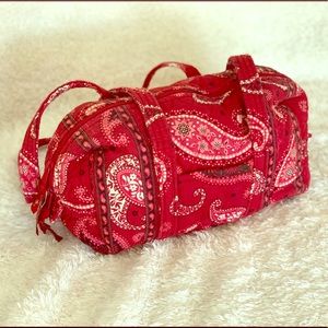 Vera Bradley • Quilted • Red Paisley